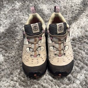 Timberland women's leather shoes size 10M